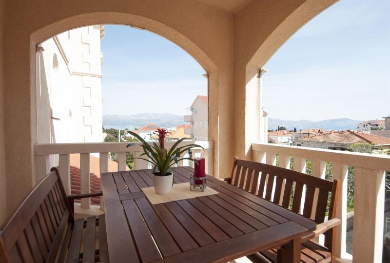 Apartments Mara - image 13