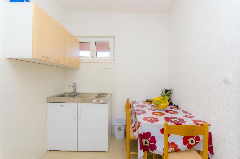 Apartments Tiho i Pave - image 43