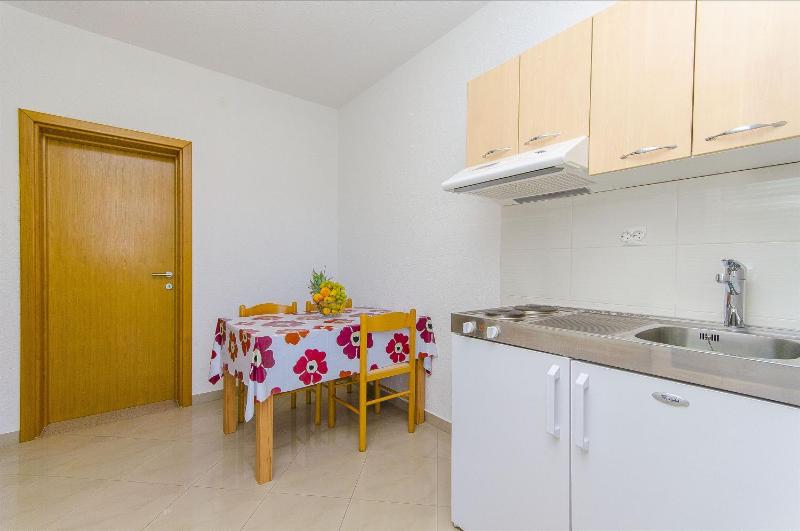 Apartments Tiho i Pave - image 45