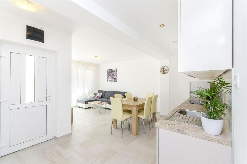 Apartment Nena - image 8
