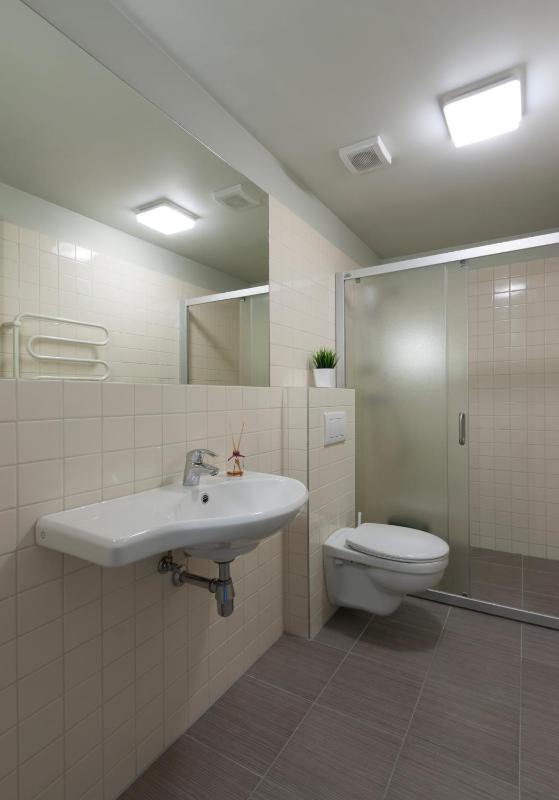 Apartment with Balcony image 4