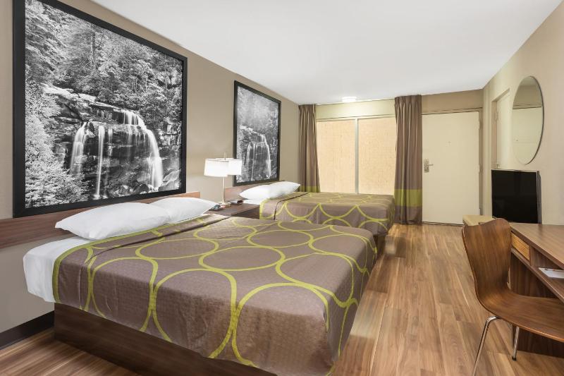 Double Room - Mobility Access/Non-Smoking image 4