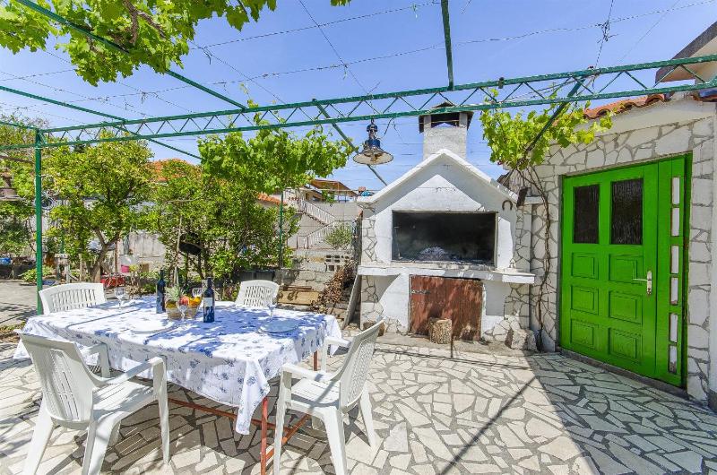 Apartments Branka - image 8