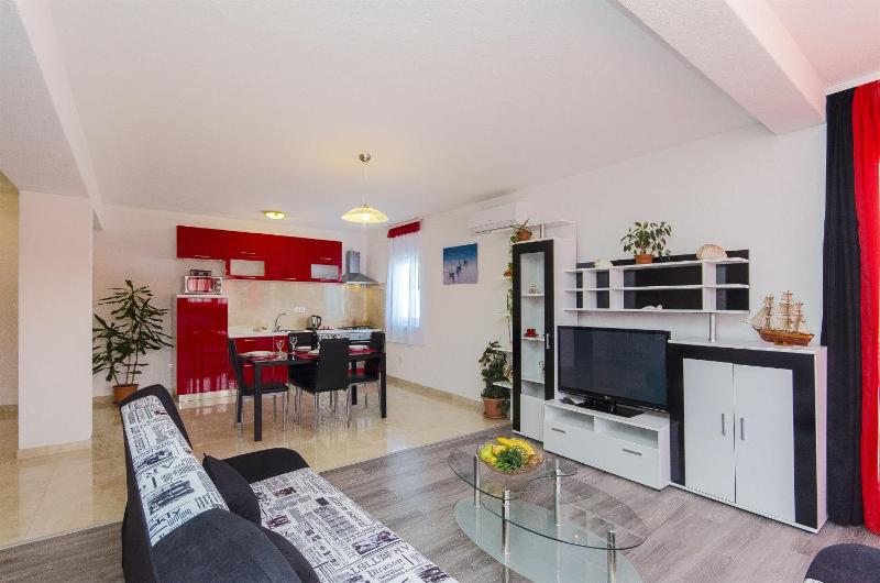 Apartments Branka - image 1