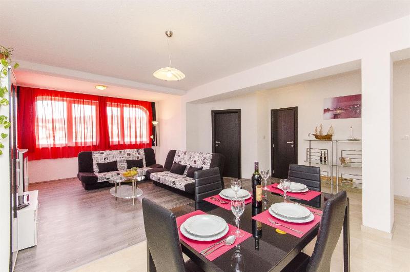 Apartments Branka - image 10