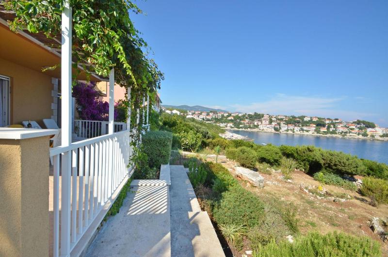 Two-Bedroom Holiday Home image 4
