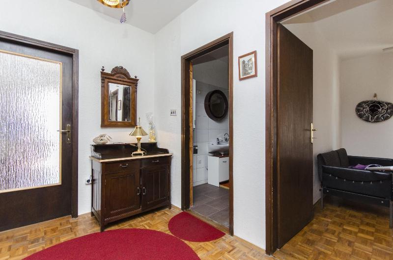 Standard Apartment image 3