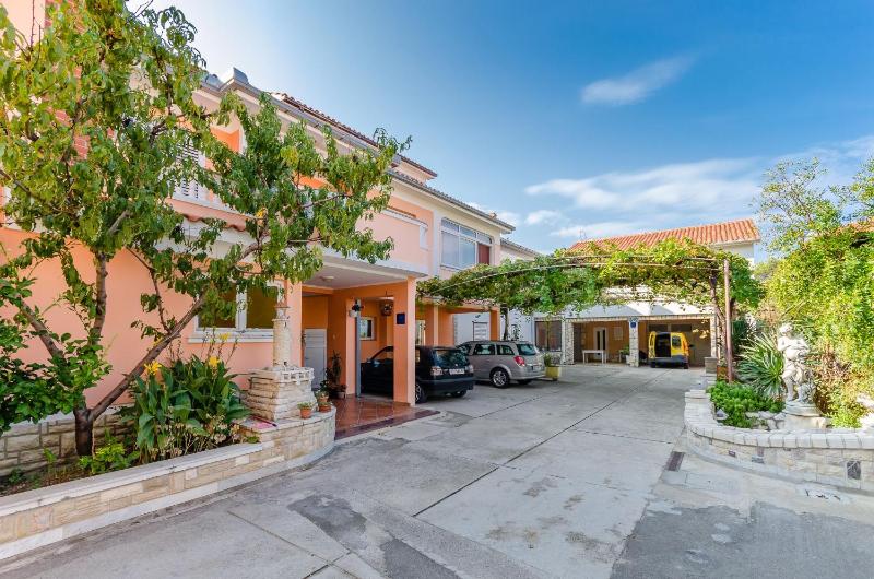 Apartments Darko - image 17