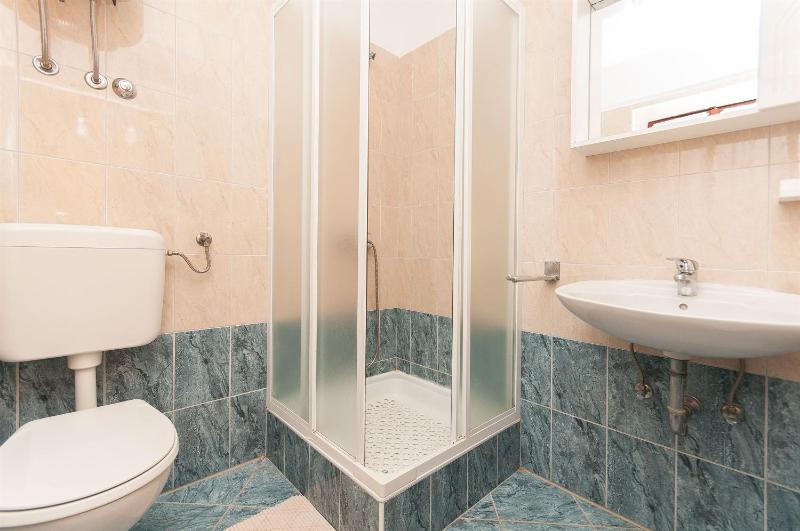 Three-Bedroom Holiday Home  image 2