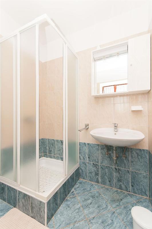 Three-Bedroom Holiday Home  image 3