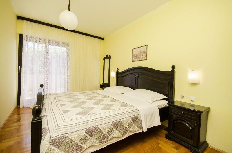 Two-Bedroom Apartment Standard image 3