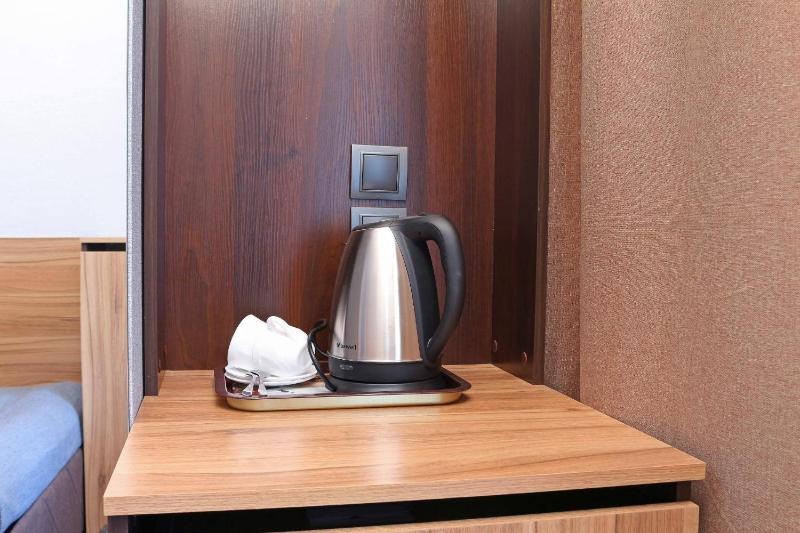 Standard Single Room image 1
