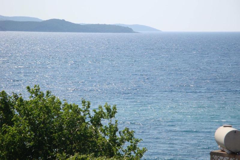 Seafront apartment - image 14