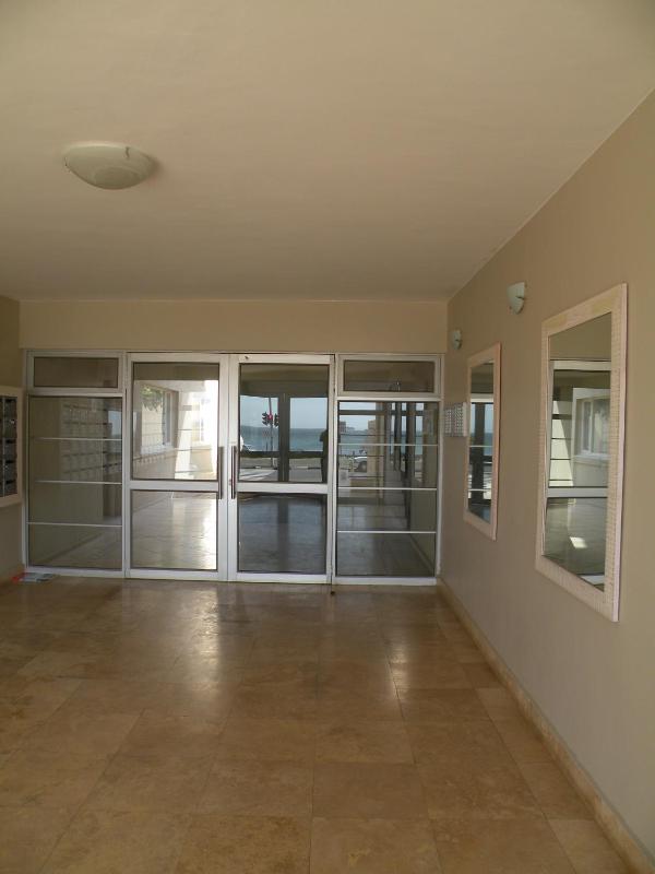 Studio Apartment image 4