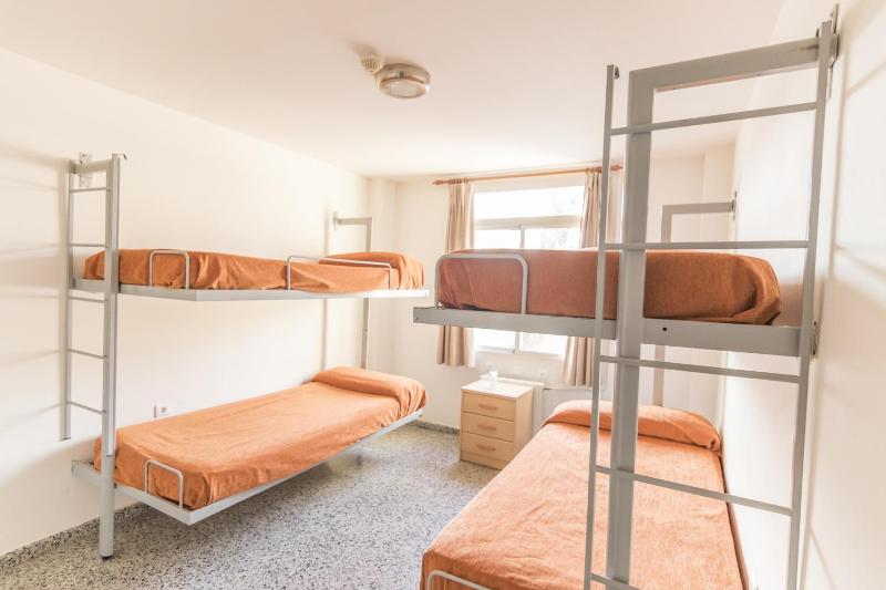 Quadruple Room image 3