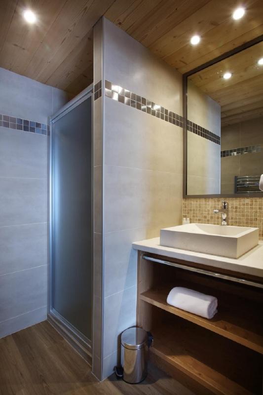 One-Bedroom Apartment image 1