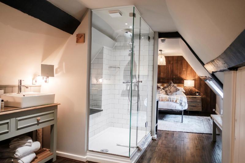 Superior Double Room image 4