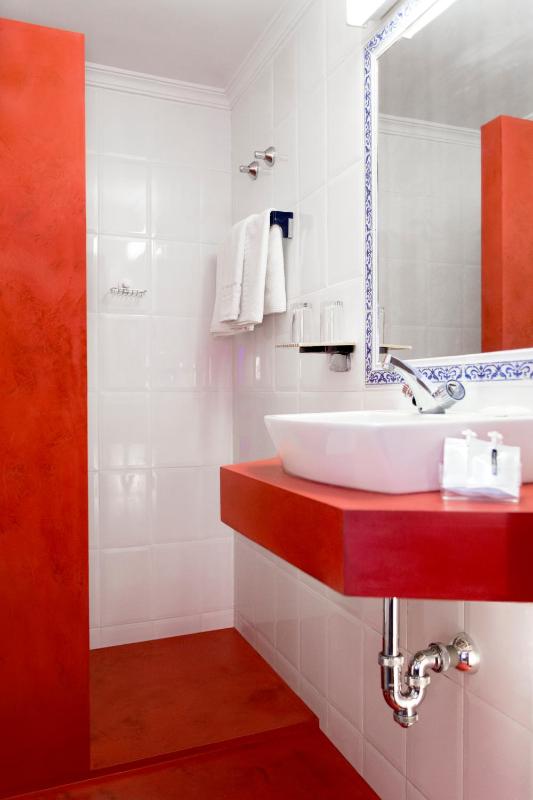 Double or Twin Room with Street View image 1
