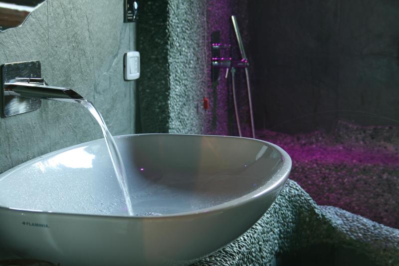 Suite image 3