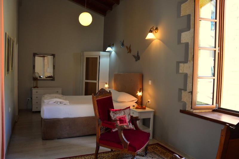Deluxe Suite with Old Town View image 1