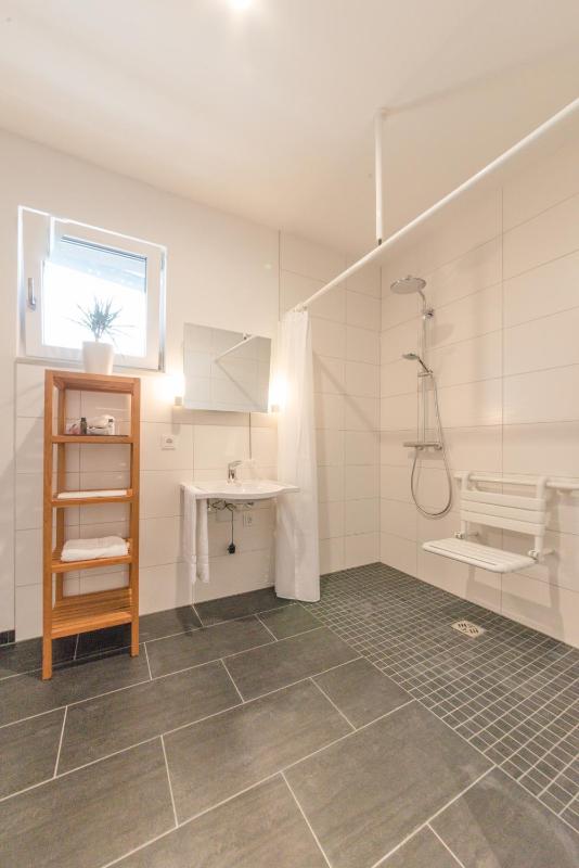 Double Room - Disability Access image 3