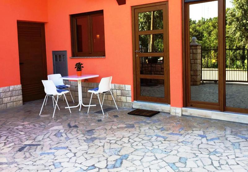 Goga Mare Apartment - image 14