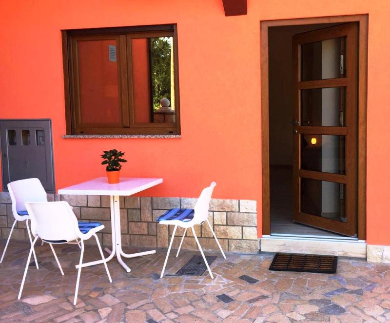 Goga Mare Apartment - image 16