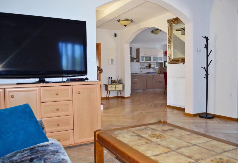 Four-Bedroom House with Private Pool image 4