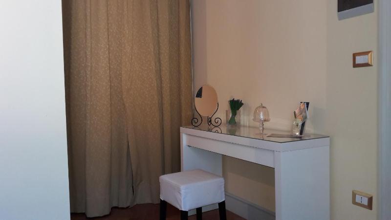 Double Room image 4