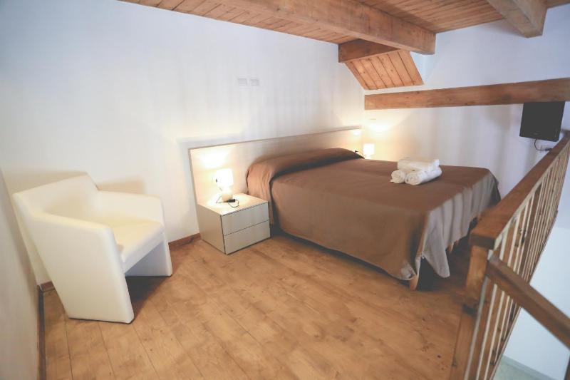 IL VIAGGIATORE VIA INDIPENDENZA B&B - image 35