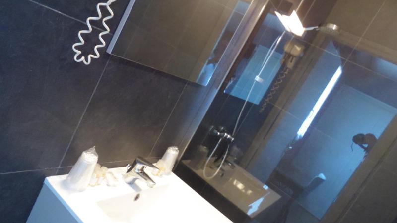 Standard Double Room image 2