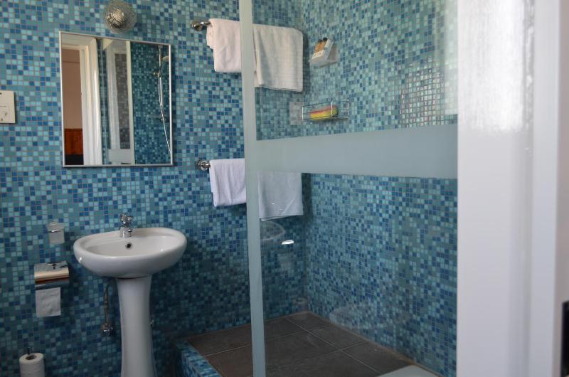 Double Room image 2
