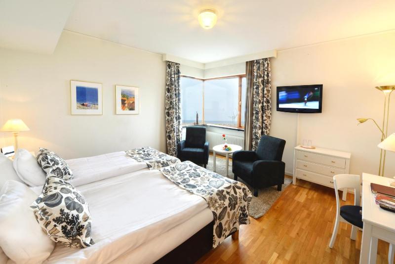 Superior Double Room image 3