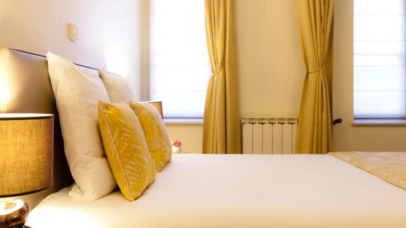 Standard Double Room image 2