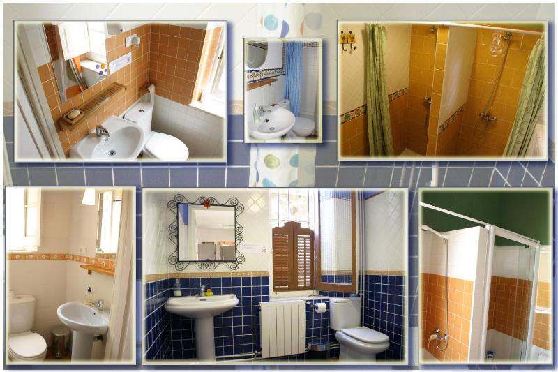 Double Room with Shared Bathroom image 4