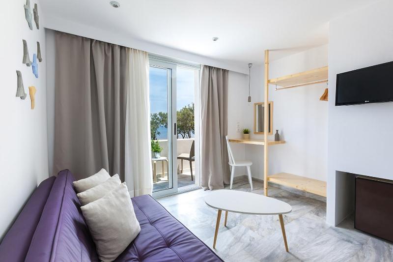 Maisonette with Sea View image 4