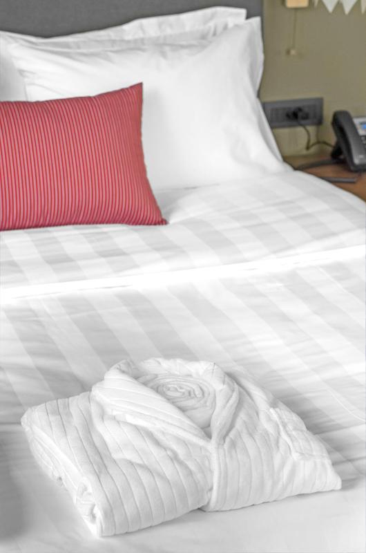 Junior Suite image 2