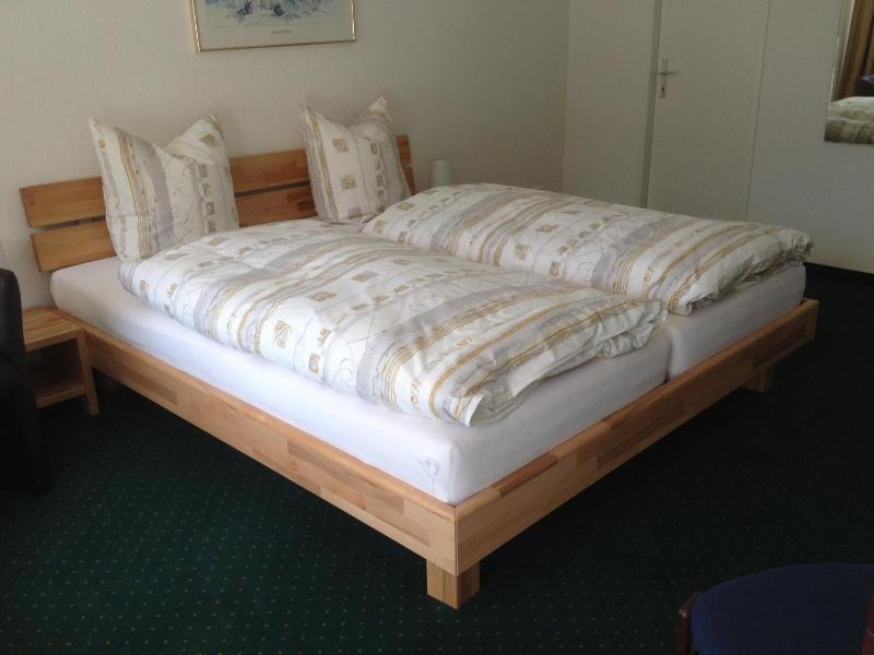 Double Room image 3