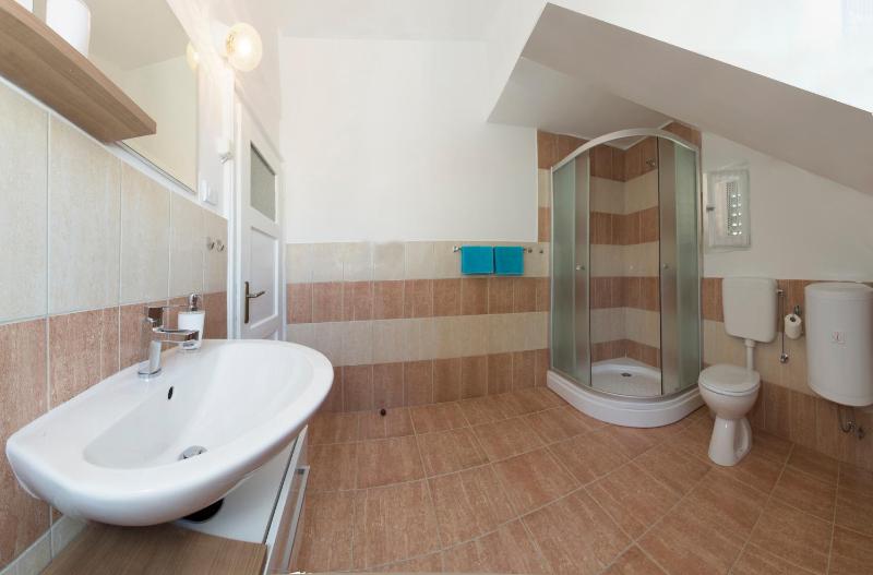 Dalmatian House - image 11