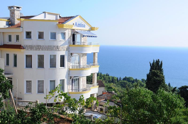 Apartments Amina - image 1