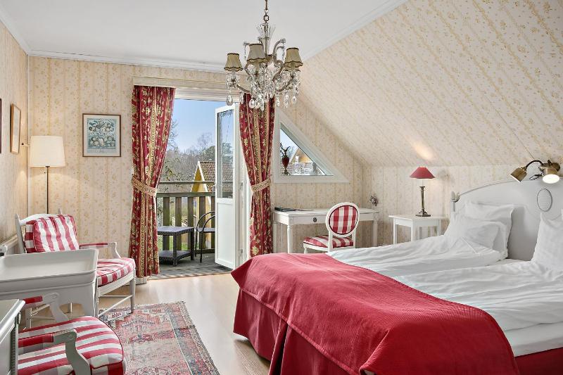 Deluxe Double Room - No Pet image 4