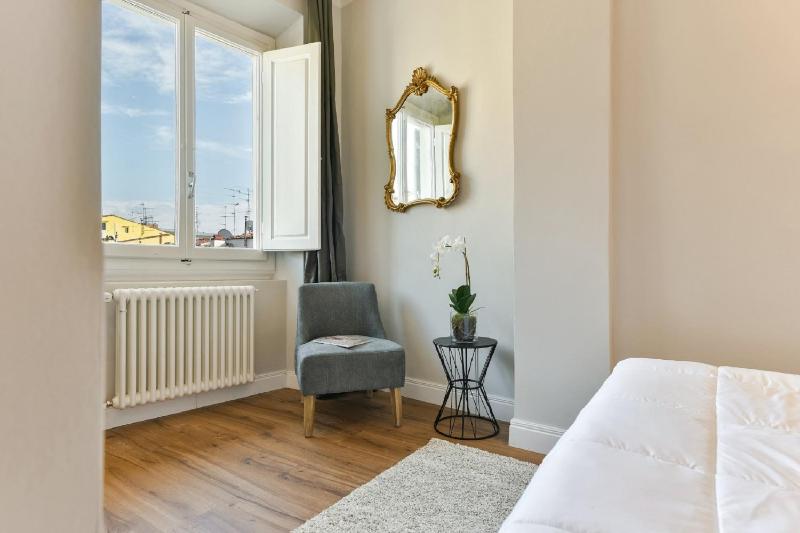 Apartments Florence - Santa Croce Deluxe - image 16