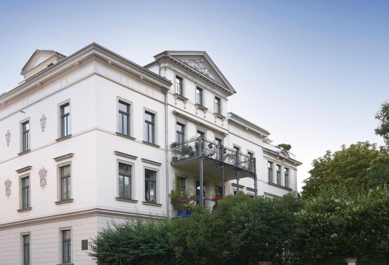 Comfort Three-Bedroom Apartment - Hinrichsenstrasse 2 image 4