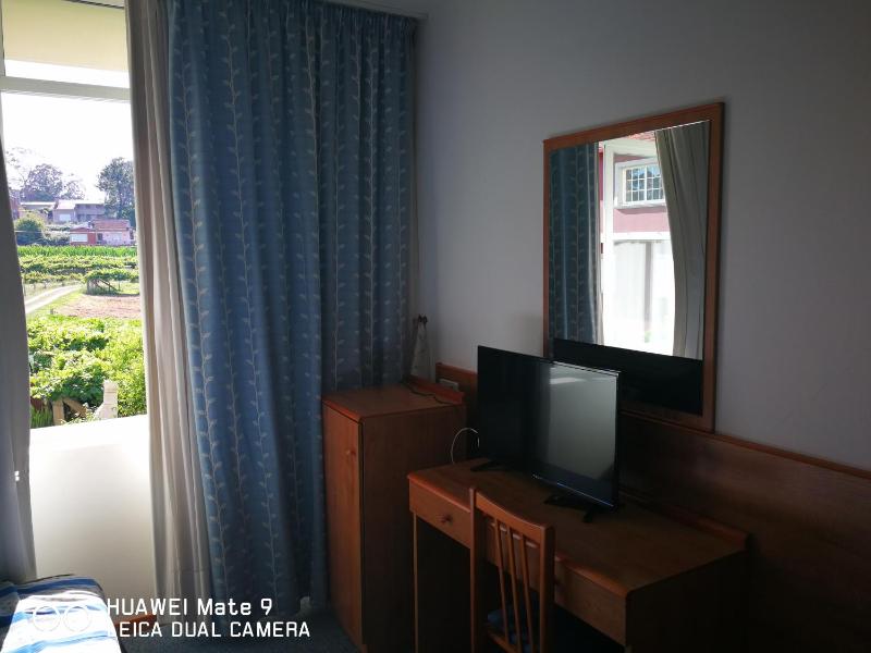 Double Room image 3