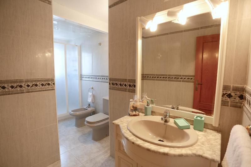 Apartment with Sea View image 2