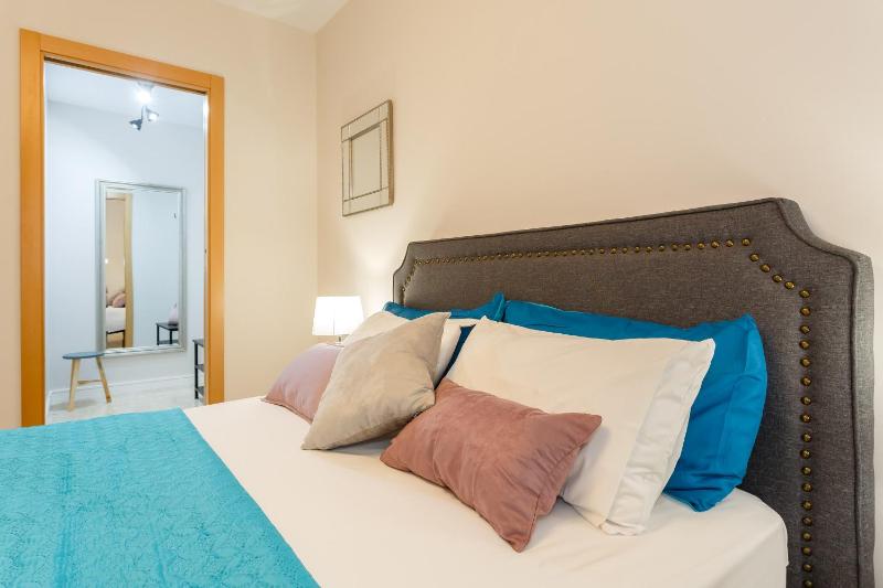 Deluxe Apartment image 2