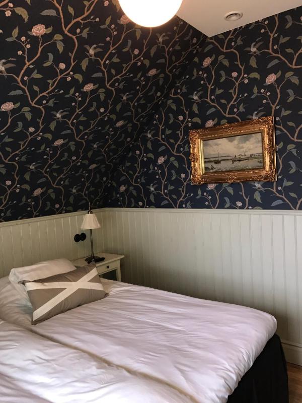 Double Room with Balcony and Sea View image 3
