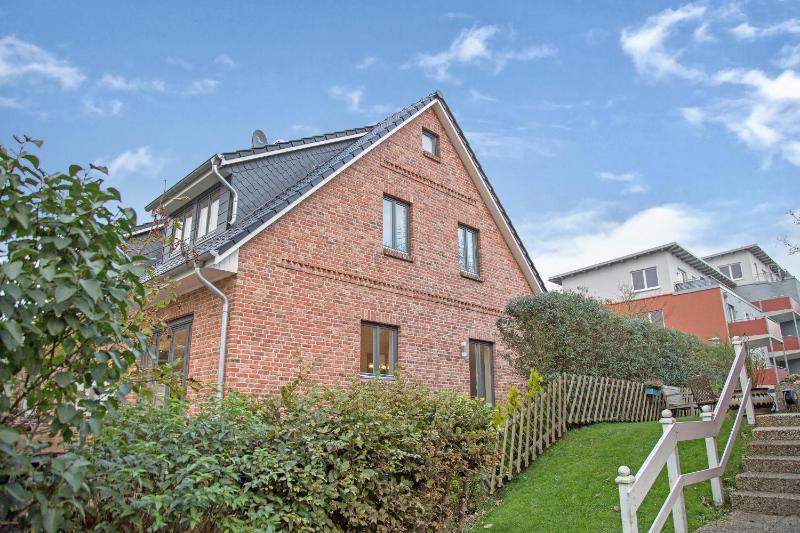 Four-Bedroom House image 2