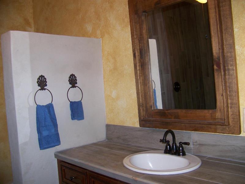 Deluxe Double Room image 4
