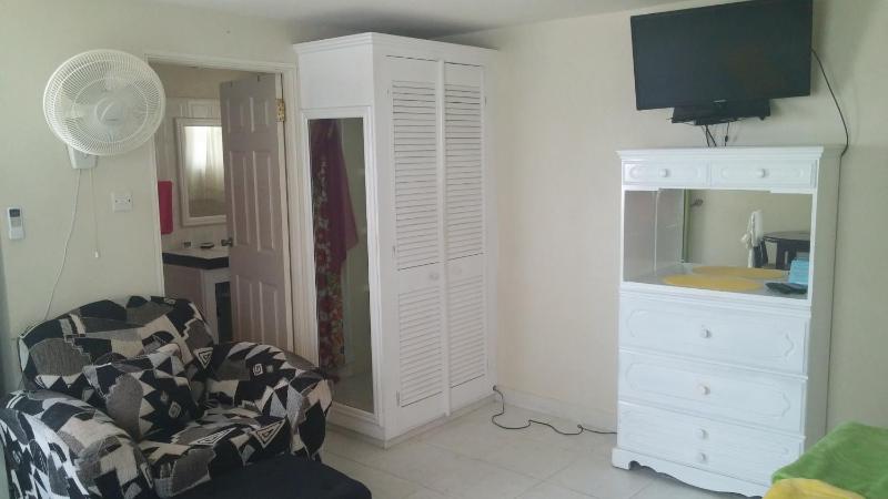 JersonApartments - image 3